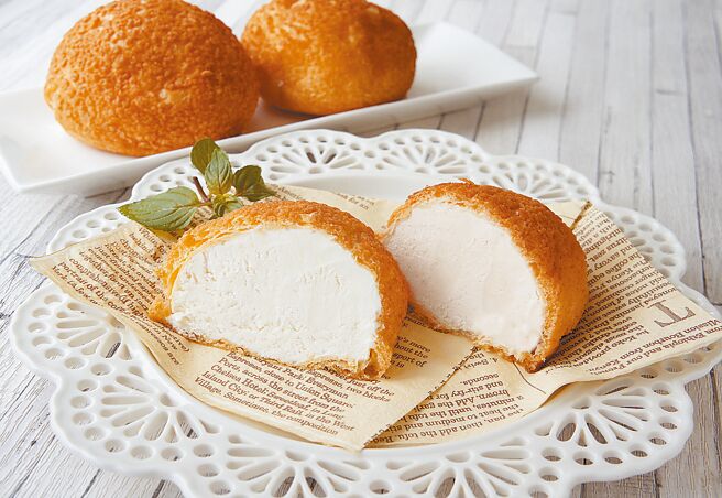 远东百货×city'super北海道展「Bake de arles窑烤泡芙牛奶／卡士达风味」，原价210元／包，任选2包特价386元。city'super提供）