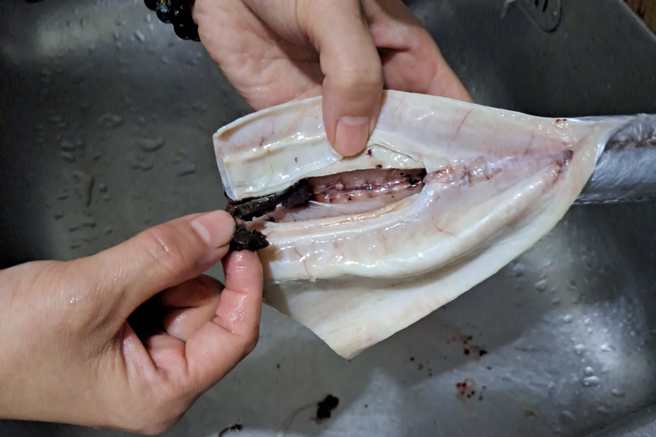 好市多白带鱼去腥靠这招，引起网友讨论。（图／翻摄自Costco好市多 商品经验老实说）