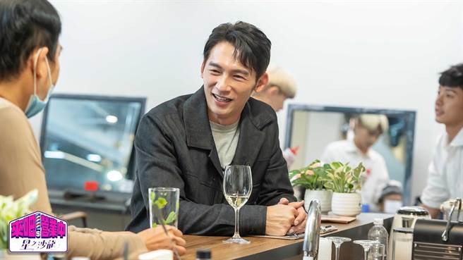 《来吧！营业中2》星之沙龙大来宾温升豪。（TVBS提供）
