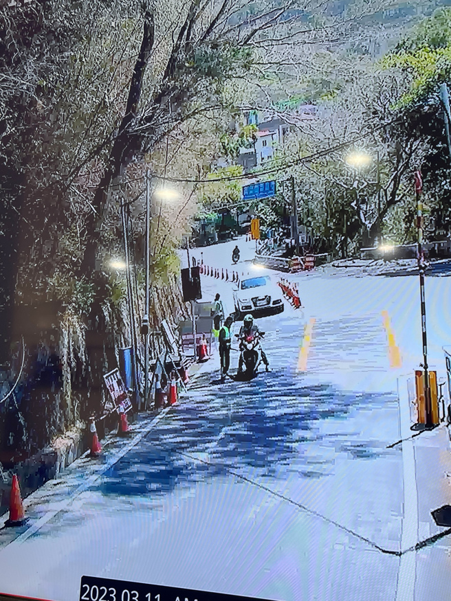 南横公路经抢修后已恢復通车。(林雅惠摄/公路总局甲仙工务段提供)