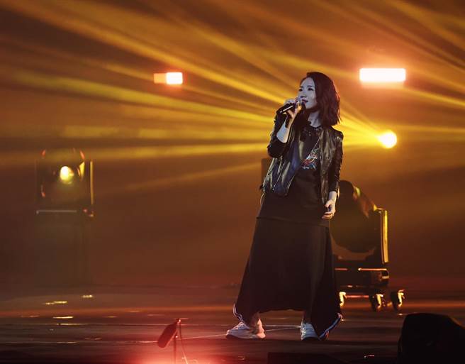 陶晶莹压轴送上〈我期待〉等歌。（罗永铭摄）