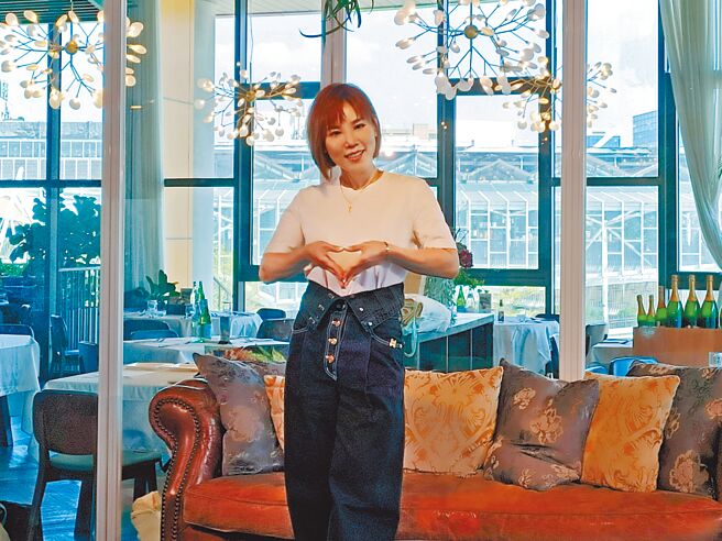 李佳薇昨出席「浪爱不痛」公益记者会。（尤嬿妮摄）