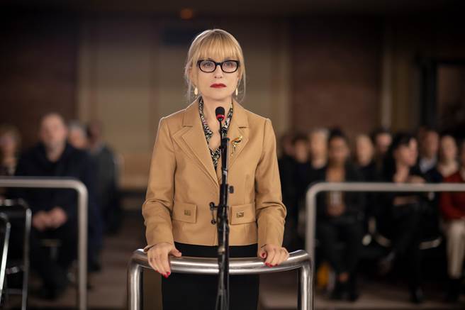 片中伊莎贝雨蓓诠释真实事件原型人物莫琳嘉内。（佳映提供）