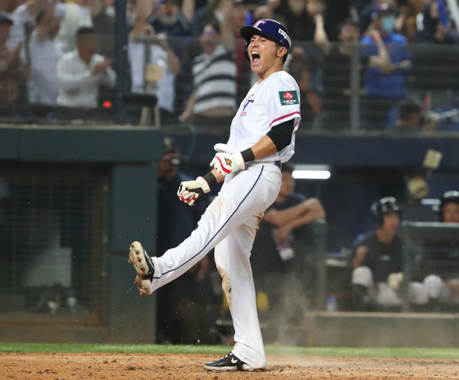 陈杰宪的顏值，被网友夸中职顶级，可原地出道。（郑任南摄）