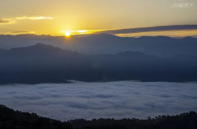 薑麻園海拔不高，卻有雲海美景。（圖／行遍天下提供）