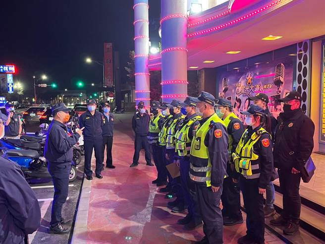 苗栗警察局與苗栗警分局9日起連續3天日實施「威力掃蕩專案行動」及「防制幫派組合公開活動」專案勤務。（苗栗縣警察局提供／李京昇苗栗傳真）