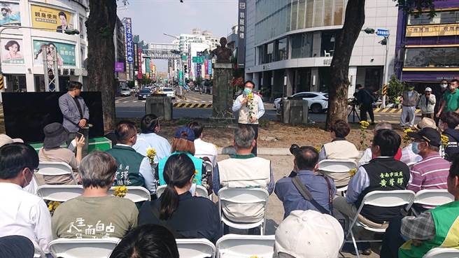 台南市长黄伟哲参加汤德章纪念追思会。（程炳璋摄）
