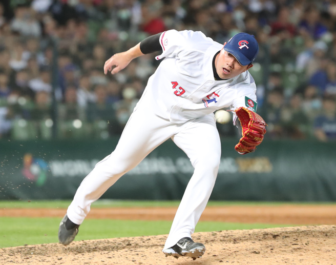 早已被教练团定位为中华队守护神，宋家豪终能精彩完成收尾任务。（郑任南摄）