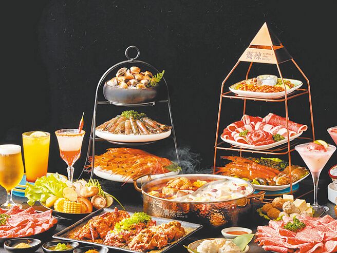 限時到王品App領取優惠券，到嚮辣用餐滿千可折120元，等同打88折。（王品集團提供）