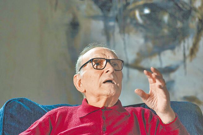 顏尼欧曾获两座奥斯卡奖，是殿堂级的电影配乐大师。（海鹏提供）