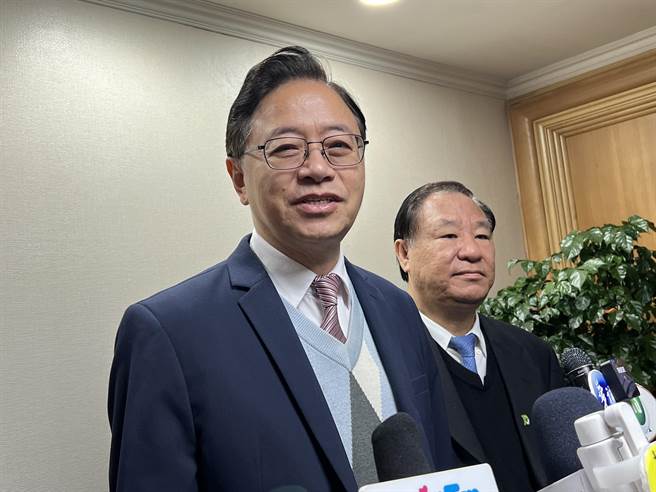 桃园市长张善政甫荣获六都市长评比好感度第一。(蔡依珍摄)