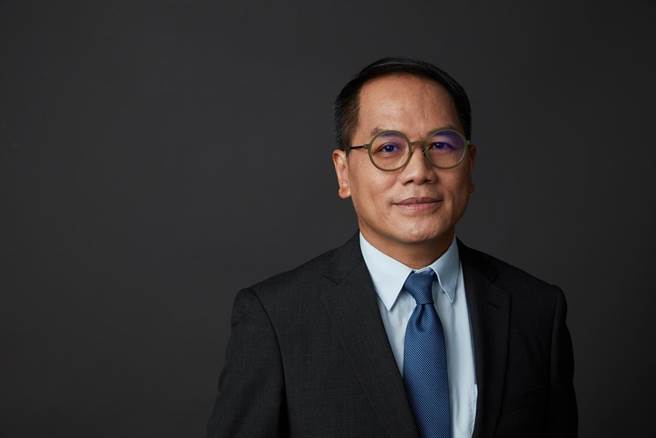 文化内容策进院董事长彭俊亨转任台湾生活美学基金会董事长。（文化部提供）