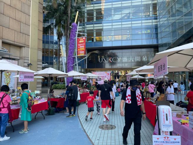 婦女經濟培力方案」依階段性辦理培訓，透過主題式教學與重點輔導，提供創業協助。(高雄市社會局提供)