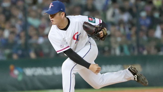 经典赛11日中华队对战荷兰，投手吴哲源上场救援4.1局无失分。(图／中时资料照)