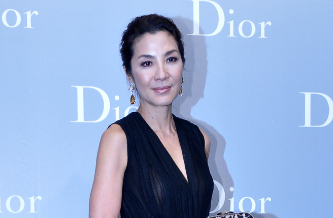 杨紫琼是马来西亚千金，从小学习芭蕾舞却因脊椎受伤放弃梦想，长大后到香港发展她不服输又敬业，苦练武功成为出名女打仔。（图／中时资料照）