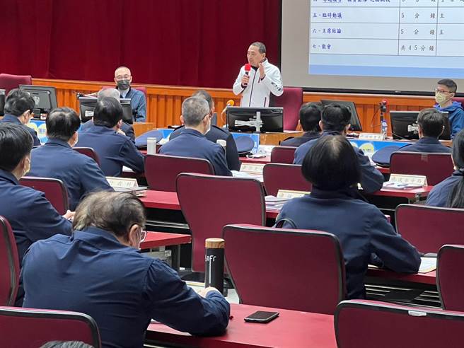 侯友宜今至市警局主持警政工作会报。（王扬杰摄）