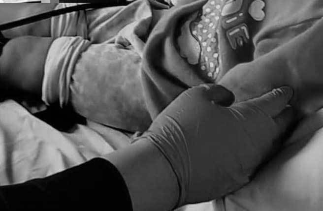 女童經送醫，頭部、四肢都有挫傷。（民眾提供／馮惠宜台中傳真）