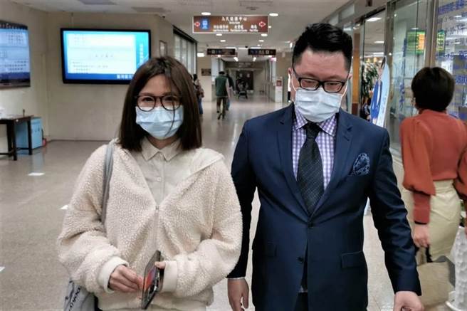 藝人蘿莉塔(左)日前因誹謗案出庭應訊。(本報資料照片)