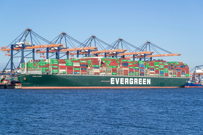 长荣海运配息70元，网友直呼太猛了。（示意图/达志影像/shutterstock）