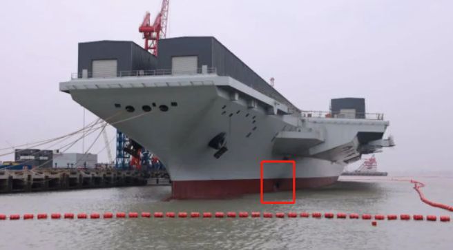 中国首艘弹射型航母福建舰的最新画面显示，已经进行了辅助动力的测试，进行海试的日子已指日可待。（图／央视画面截图）