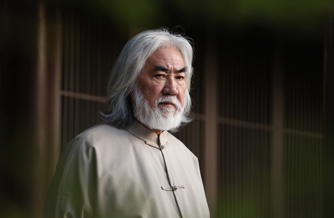 张纪中花高价打养护针，就医画面曝光。(图/微博)