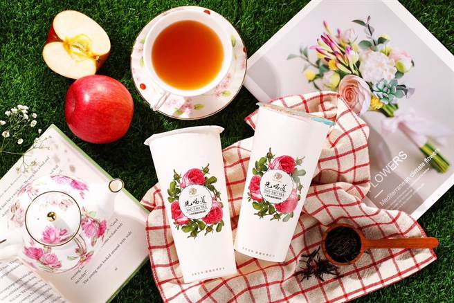 「先喝道」推出富士香苹茶饮系列，这款全新推出的水果风味茶饮「富士香苹」，果香与茶香完美融合，清甜又解腻。（先喝道提供／冯惠宜台中传真）