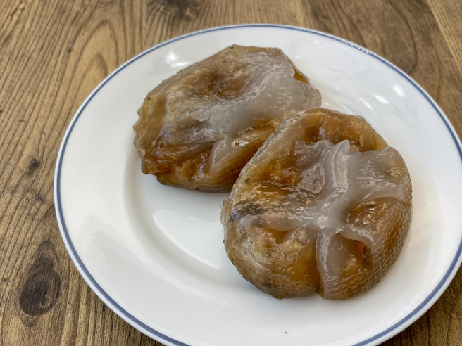 黄婉玲表示台湾水饺其实是以地瓜粉做外皮、用蒸的方式催熟，和北方水饺不同。（黄婉玲授权提供）