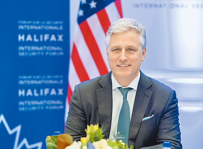 白宫前国安顾问欧布莱恩表示，万一中国入侵台湾，美国将会摧毁台湾高精密的半导体设施，以避免被中国夺得。（美联社）