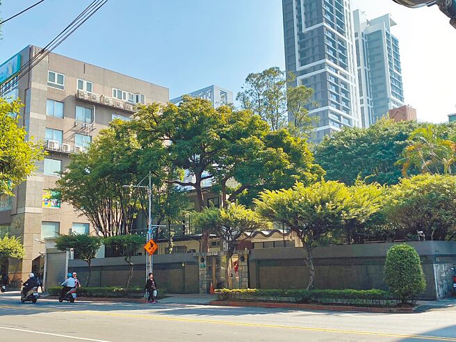 新北市长官邸公办都更公开展览起跑，将翻转板桥府中地区。（新北市城乡局提供／叶德正新北传真）