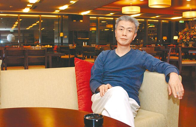 曾打造《台湾霹雳火》的前三立创作中心总监郑文华去年12月因咽喉癌离世。（三立提供）