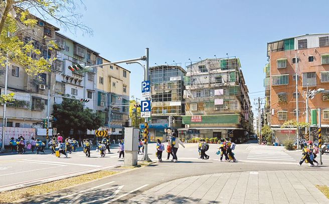 包括美國CNN、瑞士外交部及歐洲多國，均曾對於台灣的交通狀況提出示警。(新北市交通局提供)