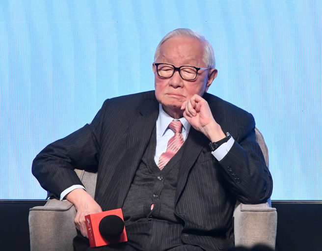 半导体供应将朝两极化发展，张忠谋与米勒对谈重点一次看。（图／本报资料照）