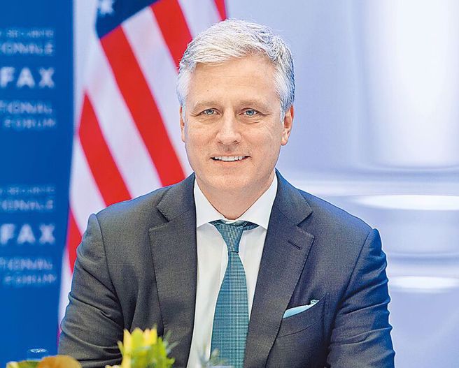 白宫前国安顾问欧布莱恩。（美联社）