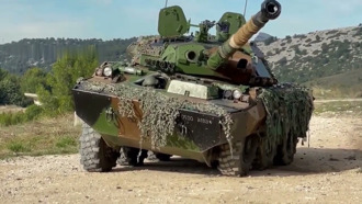 法國AMX-10RC輪式坦克抵達烏克蘭
