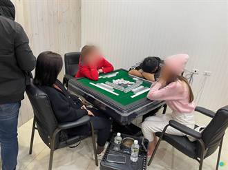 賭場藏三峽民宅警上門攻堅 女賭客嚇到「疝氣發作」送醫