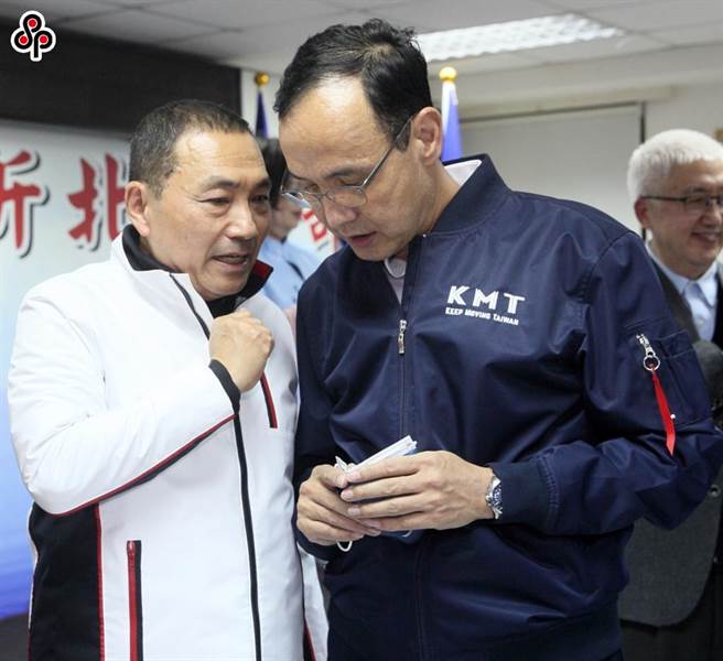 國民黨中常會15日通過2024「中央選戰策略會報」名單，新北市長侯友宜罕見地在臉書開炮，據了解，侯在臉書發文前，先致電予國民黨主席朱立倫「打招呼」。（本報資料照片）