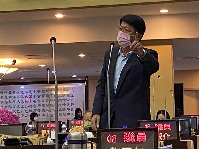 前台南市议员谢龙介说，相较民进党已「定于一尊」，国民党确有压力，在这个过程要尽量减少争议，贴近民意。(本报资料照片)
