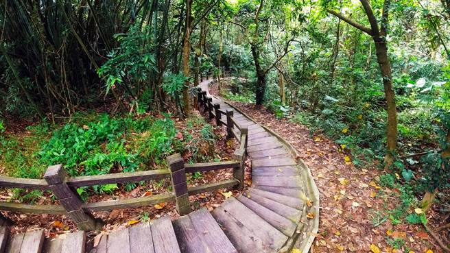 台中大坑风动石公园已增设30吨水箱，以解决公厕供水不及困扰。（台中市观旅局提供／陈淑娥台中传真）