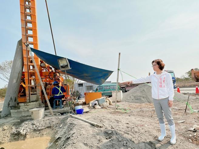 水利署径自凿井抽水，屏东市长周佳琪表示这种不尊重屏东的行为。（屏东县政府提供）