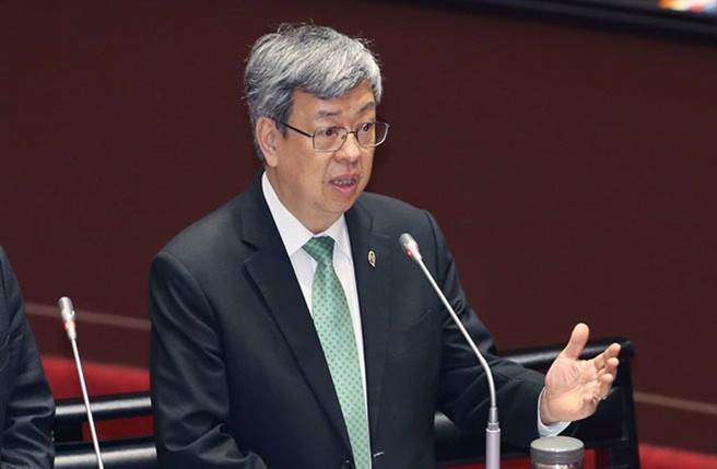行政院长陈建仁17日在立法院答询。（姚志平摄）