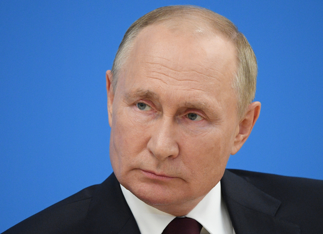 俄罗斯总统普丁面对国际刑事法庭对他发出逮捕令直称太离谱。（美联社）