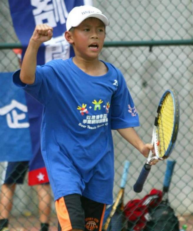刘丞从小学开始训练网球。（艾迪升传播提供）