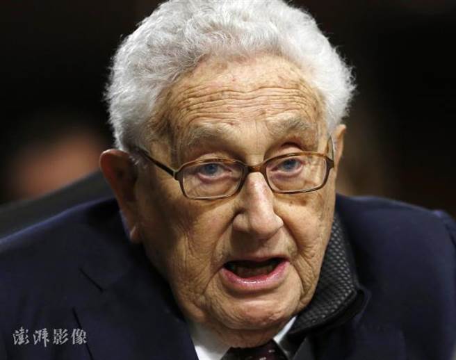 季辛吉评沙伊北京对话是中东战略格局的重大变化，改变国际外交职权范围。（澎湃影像）