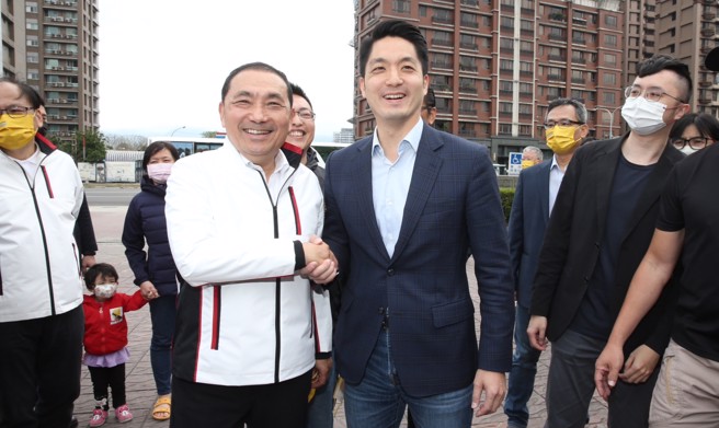 新北市长侯友宜与台北市长蒋万安18日共同出席环状线北环段CF680B区段标开工动土典礼 。（姚志平摄）