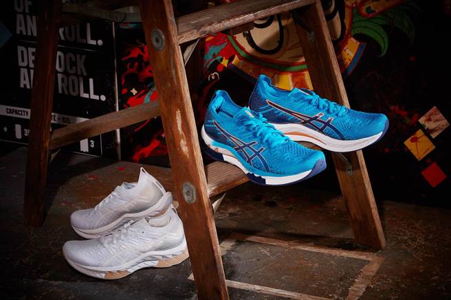 ASICS GEL-KINSEI BLAST系列，5380元。（ASICS提供）