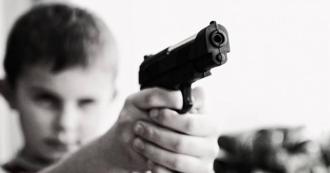 18歲男網購24支玩具槍遭判無期　法庭怒吼： 用我買的槍打死我
