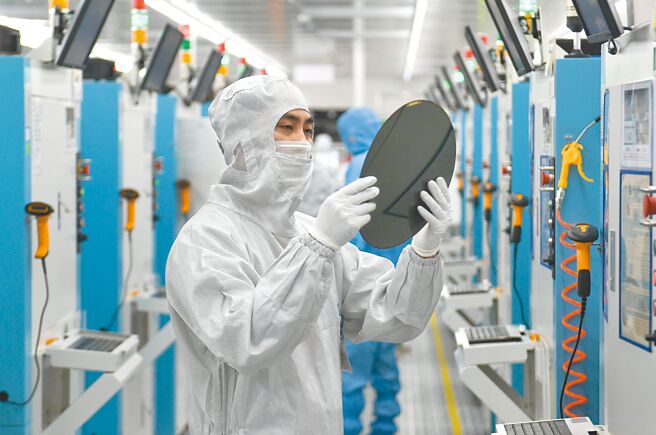 外媒分析，大陆工信部正致力于培育「小巨人」企业，目标在太空与通讯等高科技先进领域超越美国。（中新社）