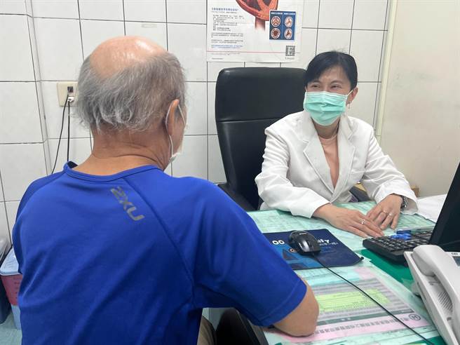 顺安医院医师吴华玉诊治个案，曾有患者因鼻涕倒流导致咳嗽不止。（示意图／顺安医院提供）