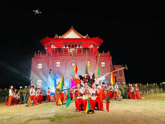 中正国小鼓吹阵为全国硕果仅存的鼓吹队。(丽宝乐园提供)