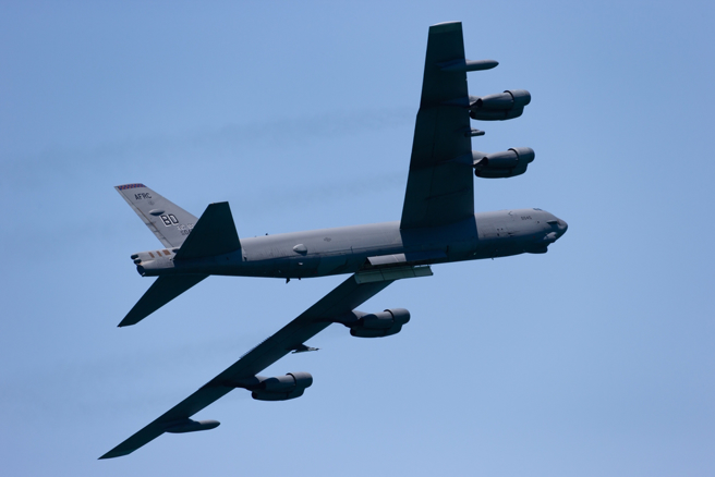 图为美国B-52战略轰炸机资料照。（shutterstock）